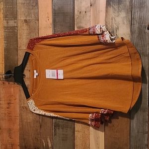 NWT Eyeshadow Wild Soul blouse